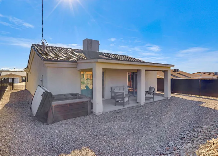 4 Mi To Havasu State Park! Retreat W/ Hot Tub Ferienhaus Lake Havasu City